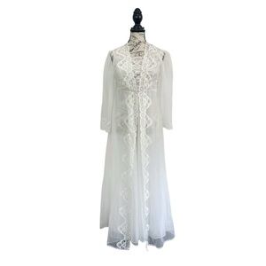 Bridal Peignoir Two Piece Robe and Nightgown Set in White